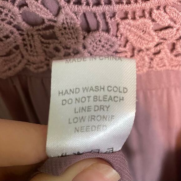 Altar'd State Mauve Purple Short Sleeve Lace Swing Mini Boho Dress Size Small - Picture 4 of 5